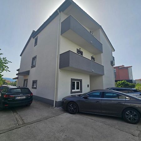 Apartmani Dianna Kaštela المظهر الخارجي الصورة