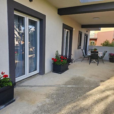 Apartmani Dianna Kaštela المظهر الخارجي الصورة