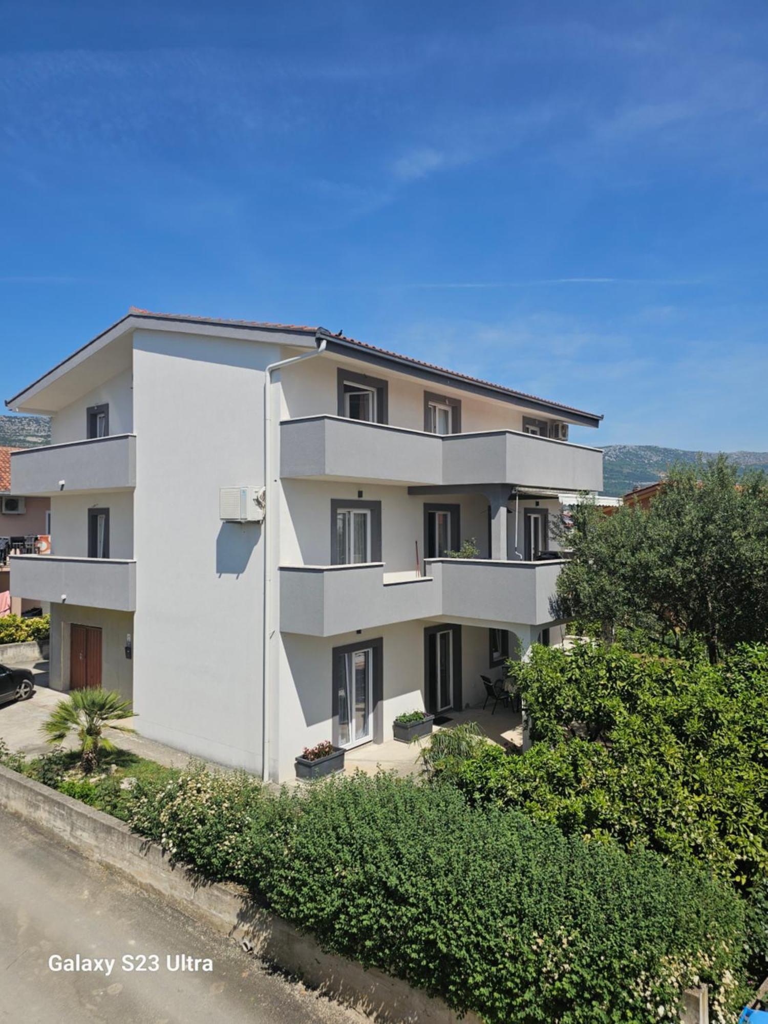 Apartmani Dianna Kaštela المظهر الخارجي الصورة